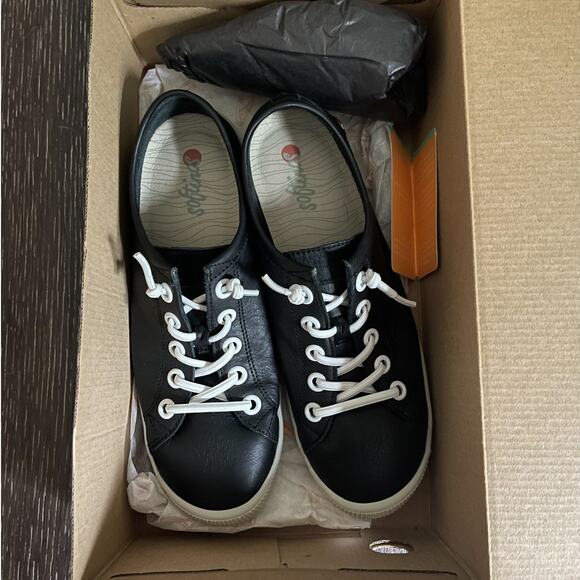 Softinos Isla Black Slip Ons 7.5 - Picture 5 of 7